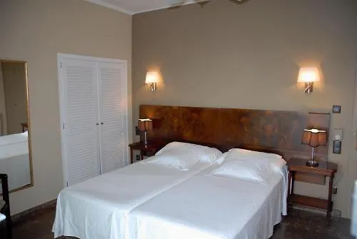 Hotel Grifeu Llança